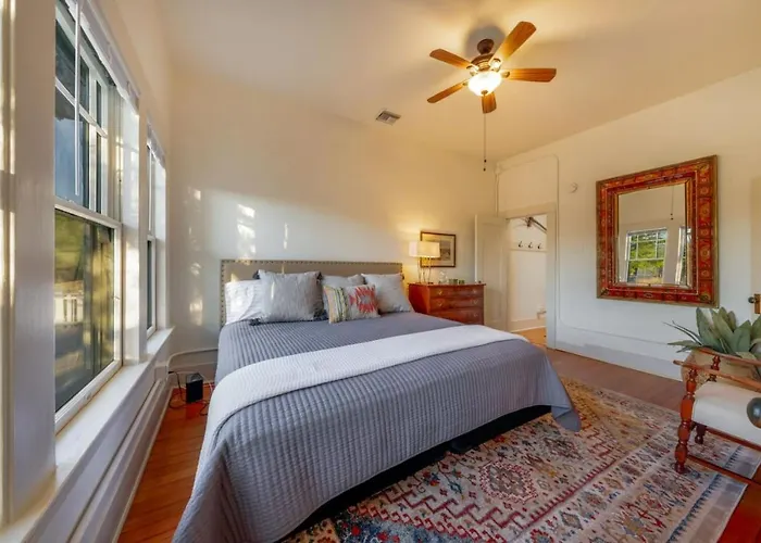 Charmer, 3 Blocks From U Of A, 1 Bedroom 1 Ba, Sleep 3 Tucson