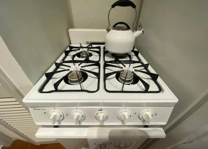 Charmer, 3 Blocks From U Of A, 1 Bedroom 1 Ba, Sleep 3 Сasa de vacaciones *