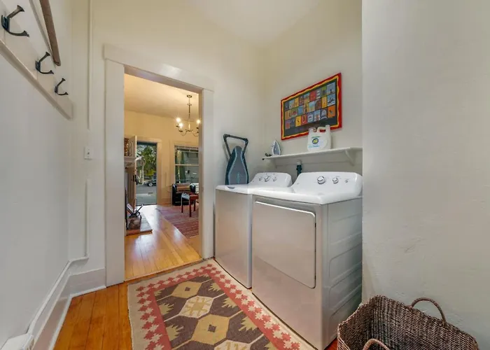 Charmer, 3 Blocks From U Of A, 1 Bedroom 1 Ba, Sleep 3 Tucson